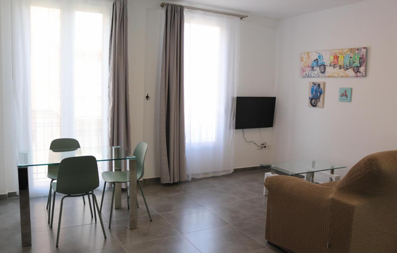 Balaustrada Apartments Бурхасот Экстерьер фото